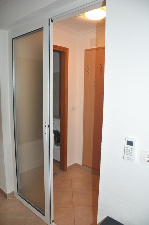 Franko Apartmani Zambratija  Exteriör bild