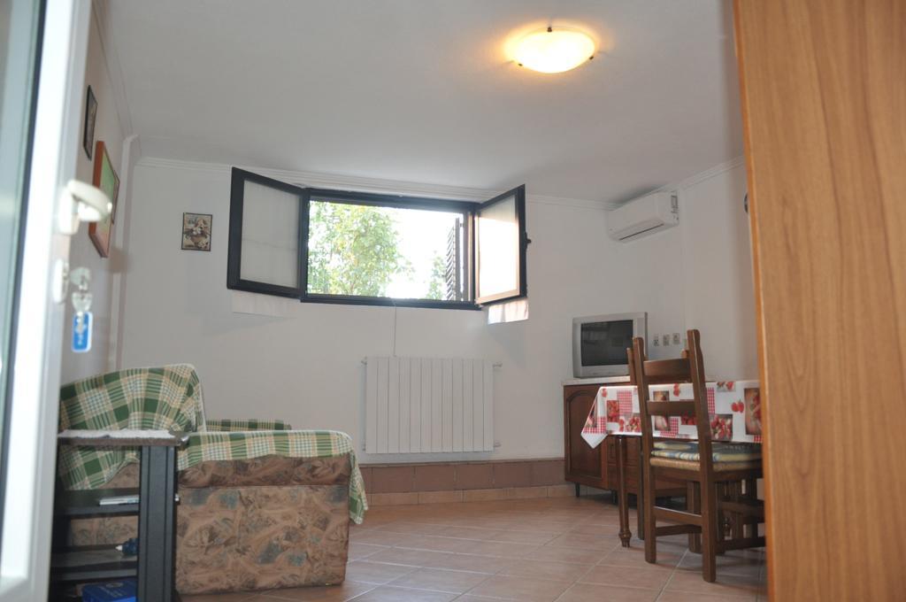 Franko Apartmani Zambratija  Exteriör bild