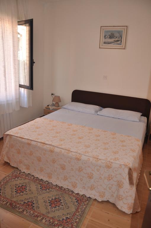 Franko Apartmani Zambratija  Exteriör bild