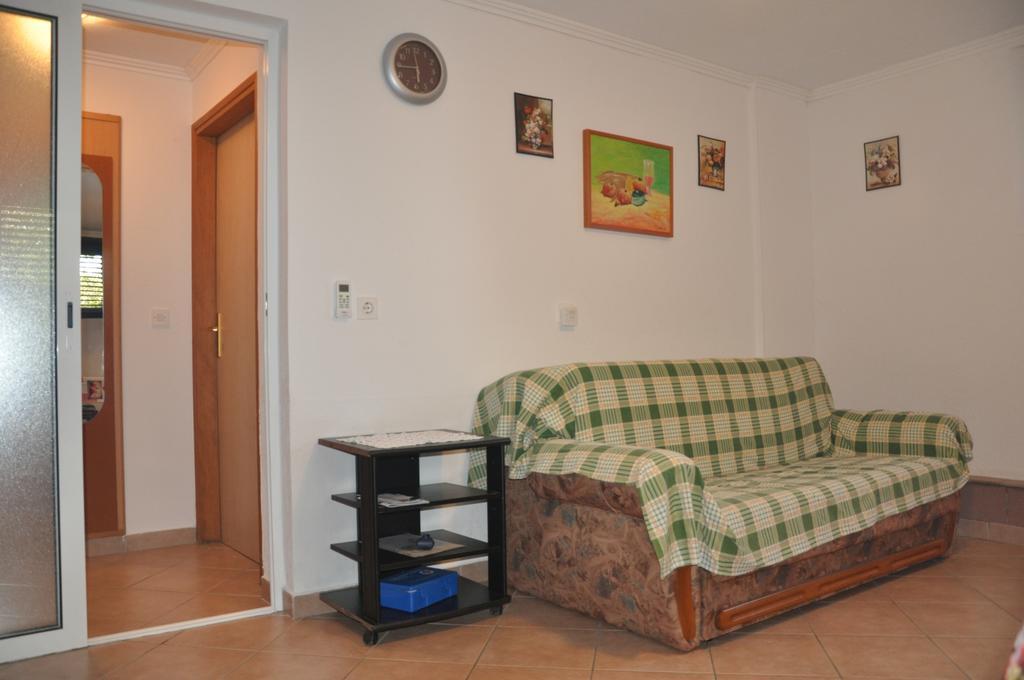 Franko Apartmani Zambratija  Exteriör bild