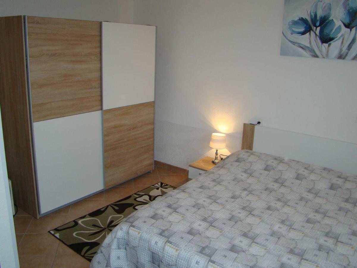 Franko Apartmani Zambratija  Exteriör bild